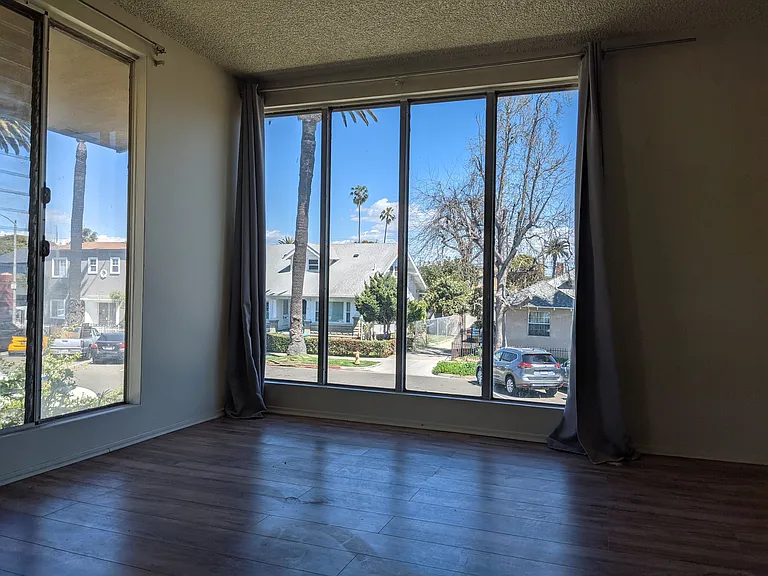 821 Olive Ave #5 — Photo 1