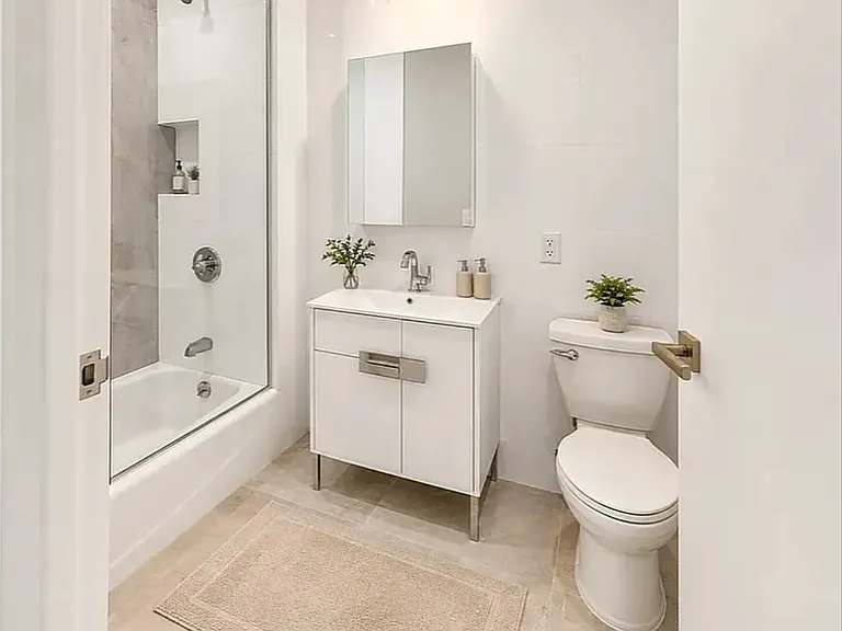 155 Berry St #404 — Photo 6