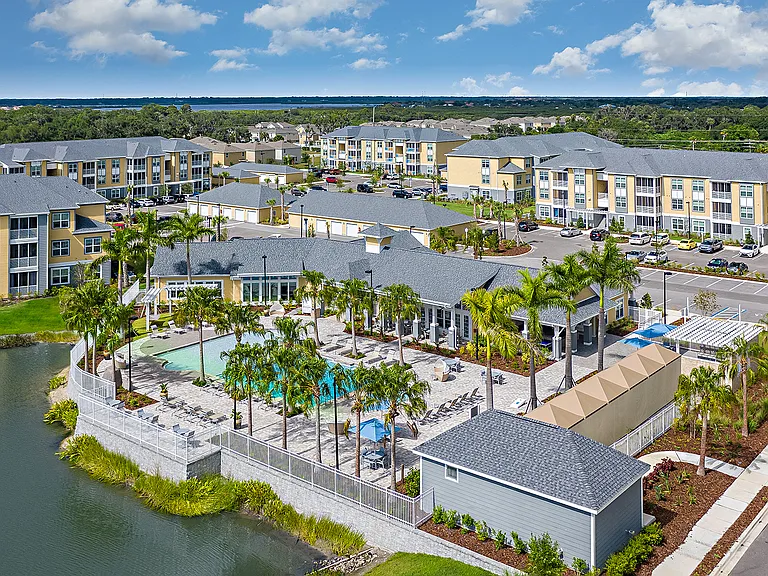 Blue Heron Living Apartment Homes — Photo 49