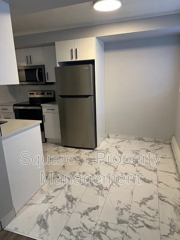2 bed, 1.0 bath, 850 sqft, $1,600 — Photo 1