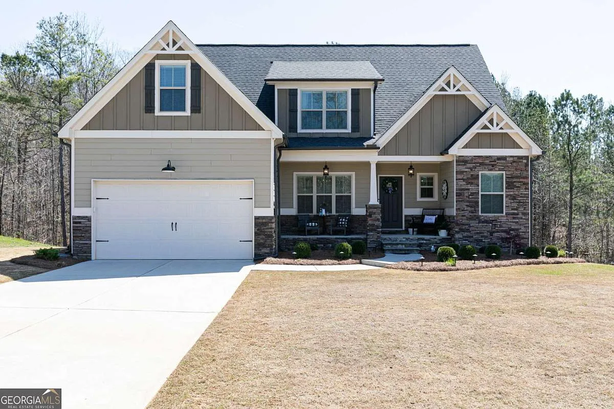 548 Principal Meridian Dr photo 1