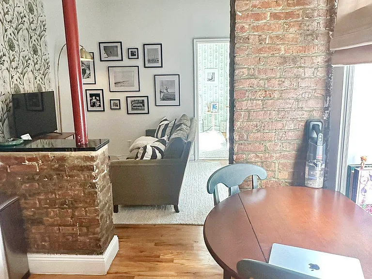 235 E 4th St #4E — Photo 12