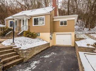 1701 June Dr, Pittsburgh, PA 15209