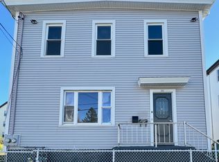 240 Quequechan St #2, Fall River, MA 02723
