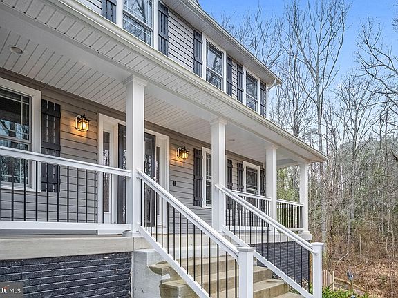 4th image of 794 White Oak Rd
