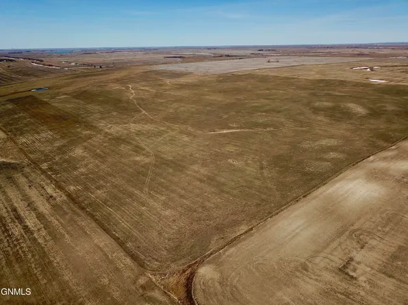 435 Avenue, Regan, ND 58477