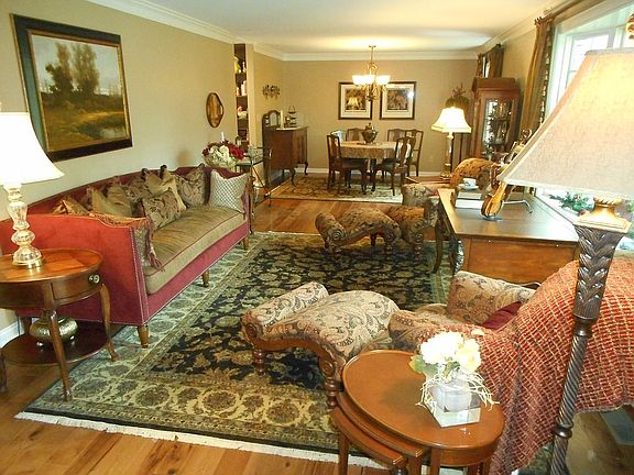 5th image of 1551 Westwicke Pl