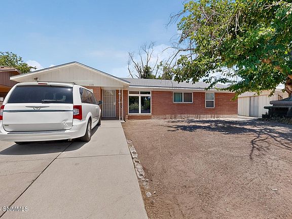 2nd image of 1135 Larry Dr