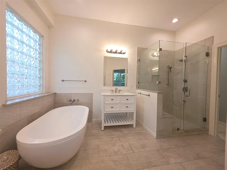 6 Cheshire Glen Ct — Photo 14