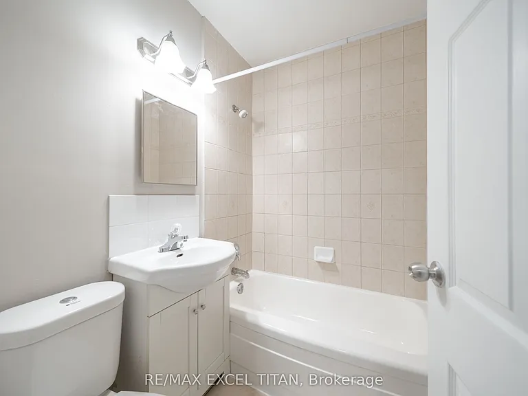 468 Ottawa St N #739D — Photo 7