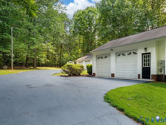 4th image of 3539 Timberview Rd
