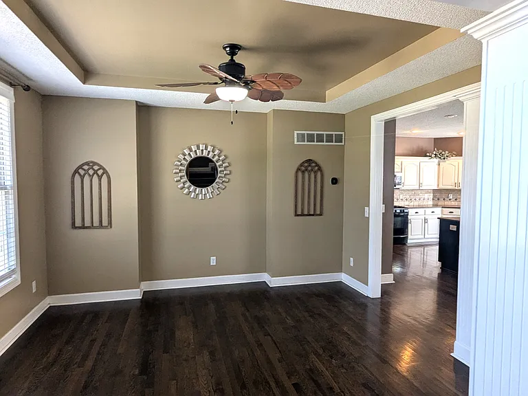 858 S Jaide Ln — Photo 3