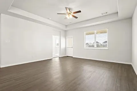 5041 Wellborn Rd — Photo 5
