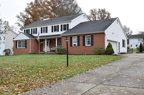 146 Clairhaven Dr Photo 1