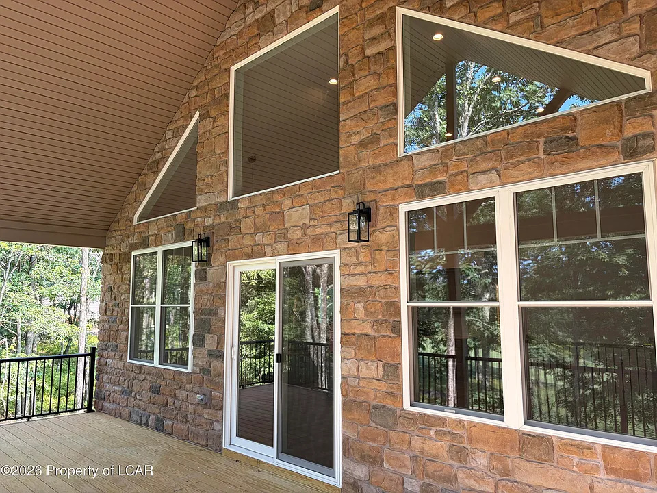 38 Spyglass Rd