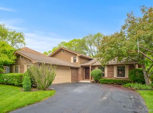1513 Bradley Ct, Naperville, IL 60565