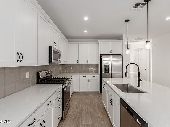 7th image of this home