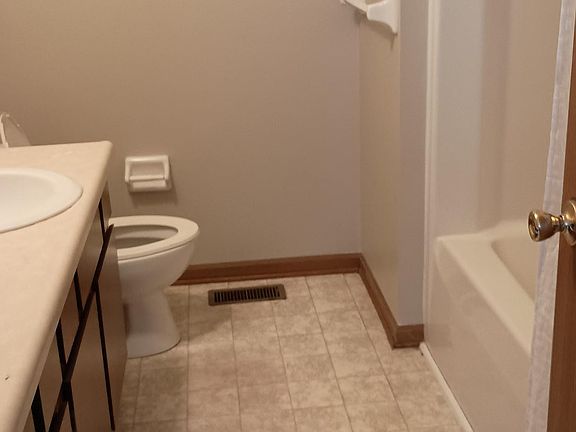 4th image of 3050 Colony Ln #3050