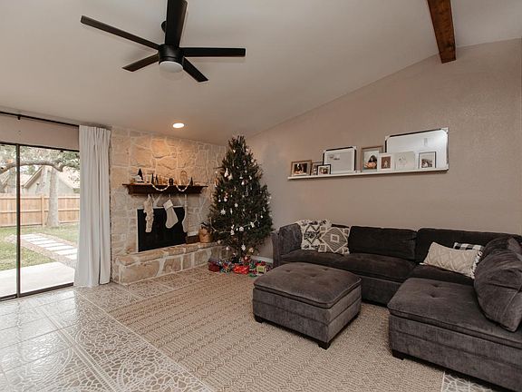 5th image of 502 Gabriel Mills Dr