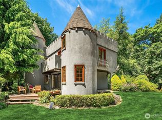 24917 Dockton Rd SW, Vashon, WA 98070