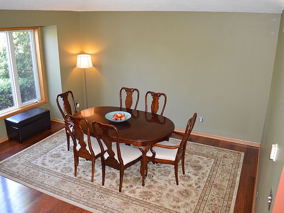 Formal Dining