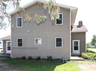 W7706 Lake Shore Rd, Sharon, WI 53585