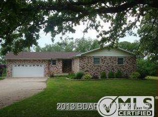 178 Storage Rd, Eldon, MO 65026