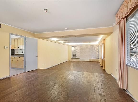 4th image of 26 Park Island Dr