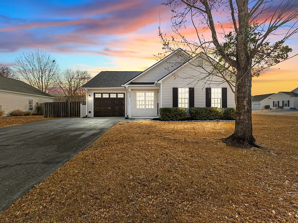 8620 Orchard Loop Rd SW