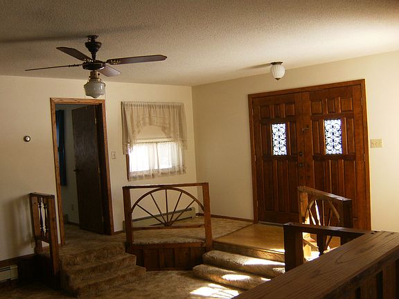 Sunken Living RM: Wadena Hom