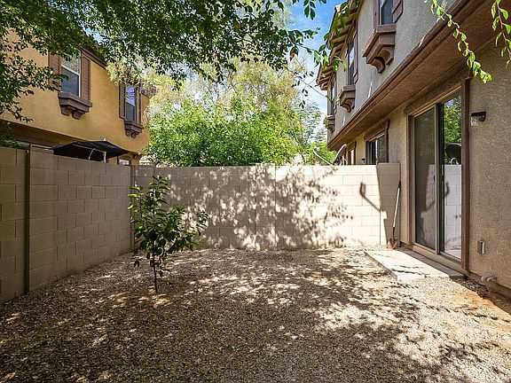 5th image of 8191 W Lynwood St