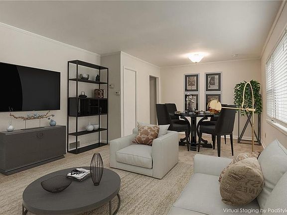 5th image of 7604 Rainbow Dr