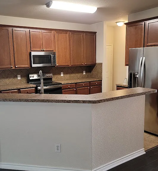 404 Northbrook Ave — Photo 3