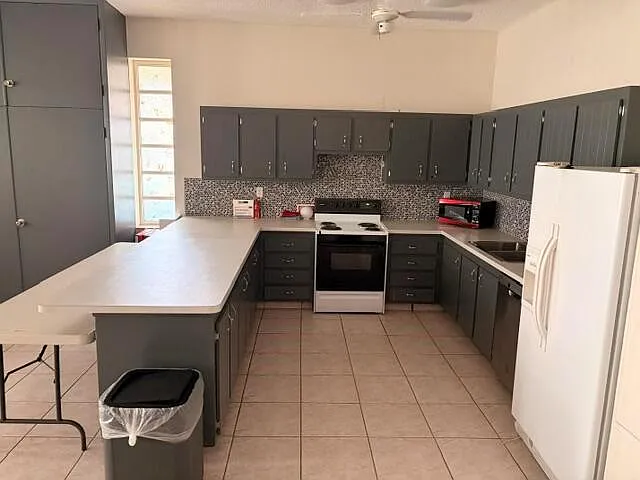 5103 NW 35th St #401 — Photo 61