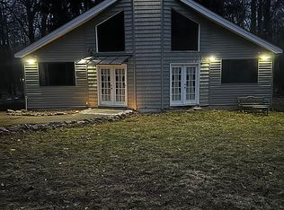 1034 Beaver Run Rd, Newfoundland, PA 18445