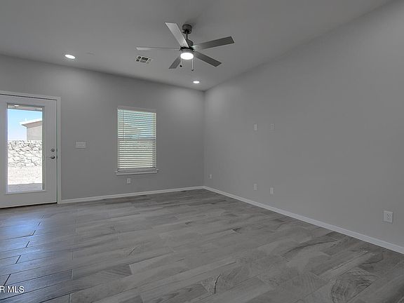 3rd image of 9924 Marisabel Pl