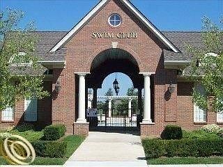 3rd image of 10104 Chesapeake Cir #1