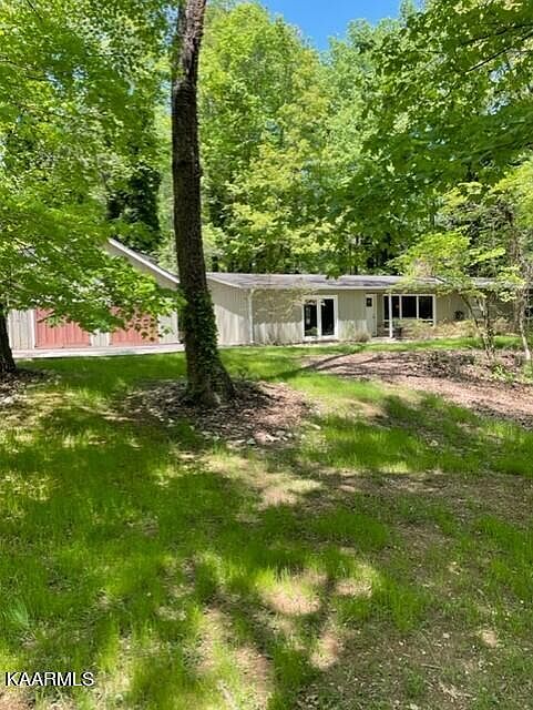 1st image of 5421 Mockingbird Dr
