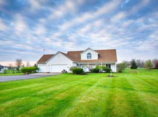 11218 N County Line Rd E, Spencerville, IN 46788