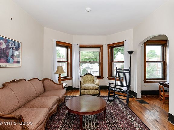 2nd image of 1021 N Drake Ave