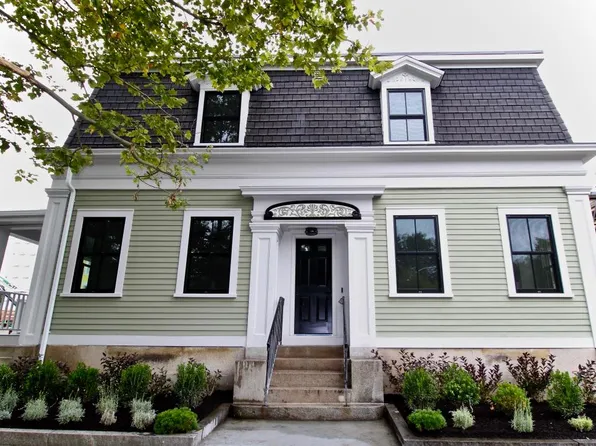 12 Dexter St #2, Providence, RI 02909