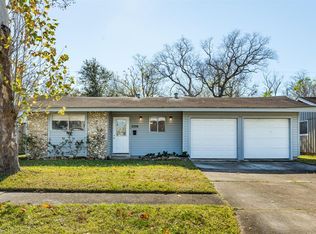 2504 Grape Ln, Pasadena, TX 77502