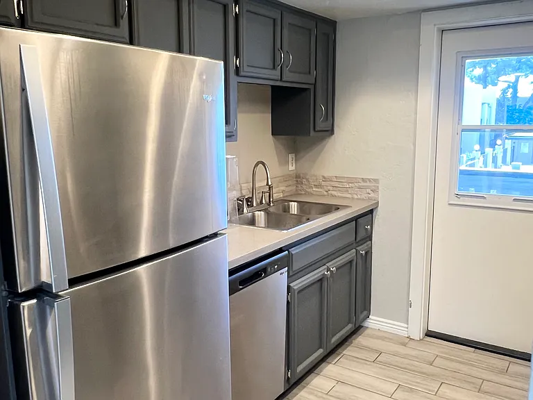 1927 E Hampton Ave #257 — Photo 7