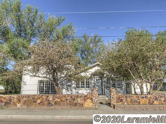 2nd image of 466 N Pierce St
