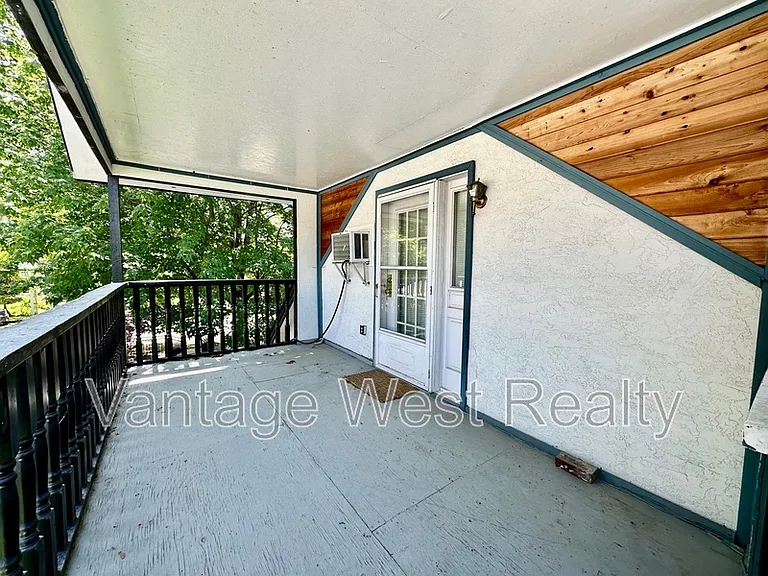 840 Bernard Ave — Photo 20