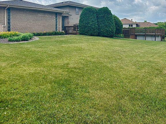 3rd image of 17002 Ozark Ave