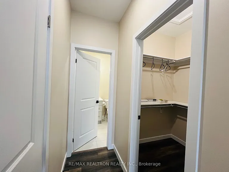 9 Summit Cres — Photo 15