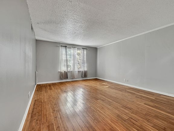 5th image of 441 Harding Pl APT B2