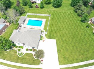310 Aquila Dr, Cameron, MO 64429