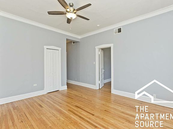 4th image of 3830 N Ashland Ave APT 3